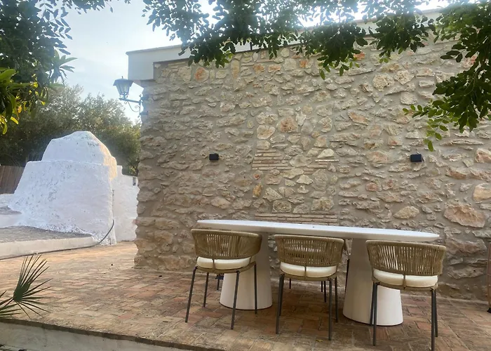 Campus El Abuelo בית נופש דניה